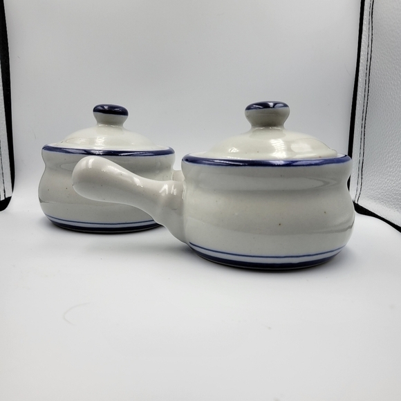 Vintage Blue Trim Handled Stoneware Soup Crocs Made in Taiwan - set of 2 - Picture 1 of 5